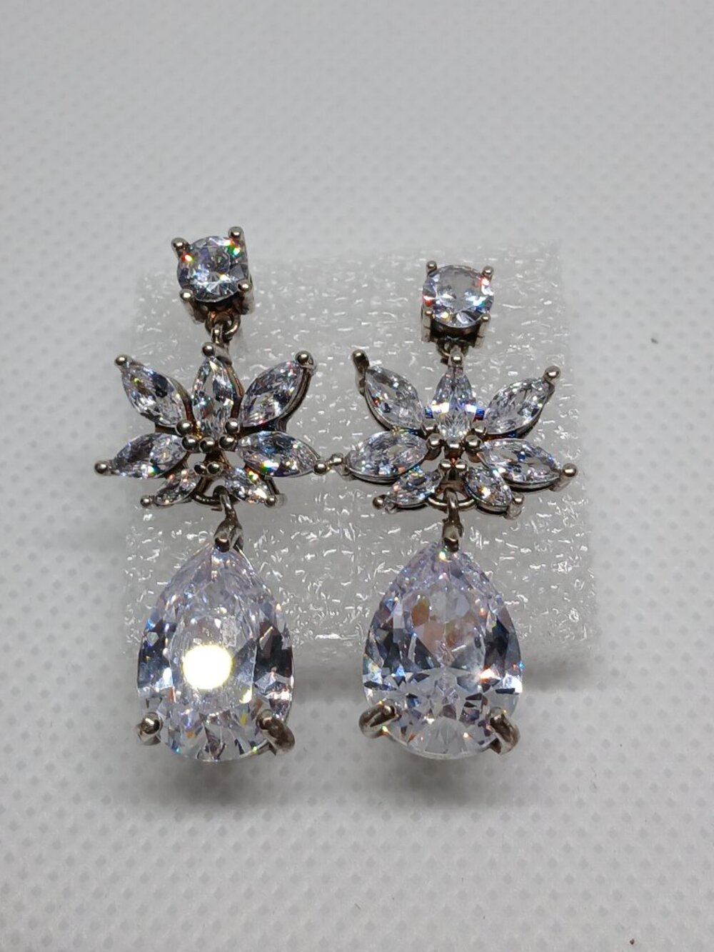 Silver Tone Floral Drop Cubic Zirconia Earrings Vintage Costume Jewelry #108